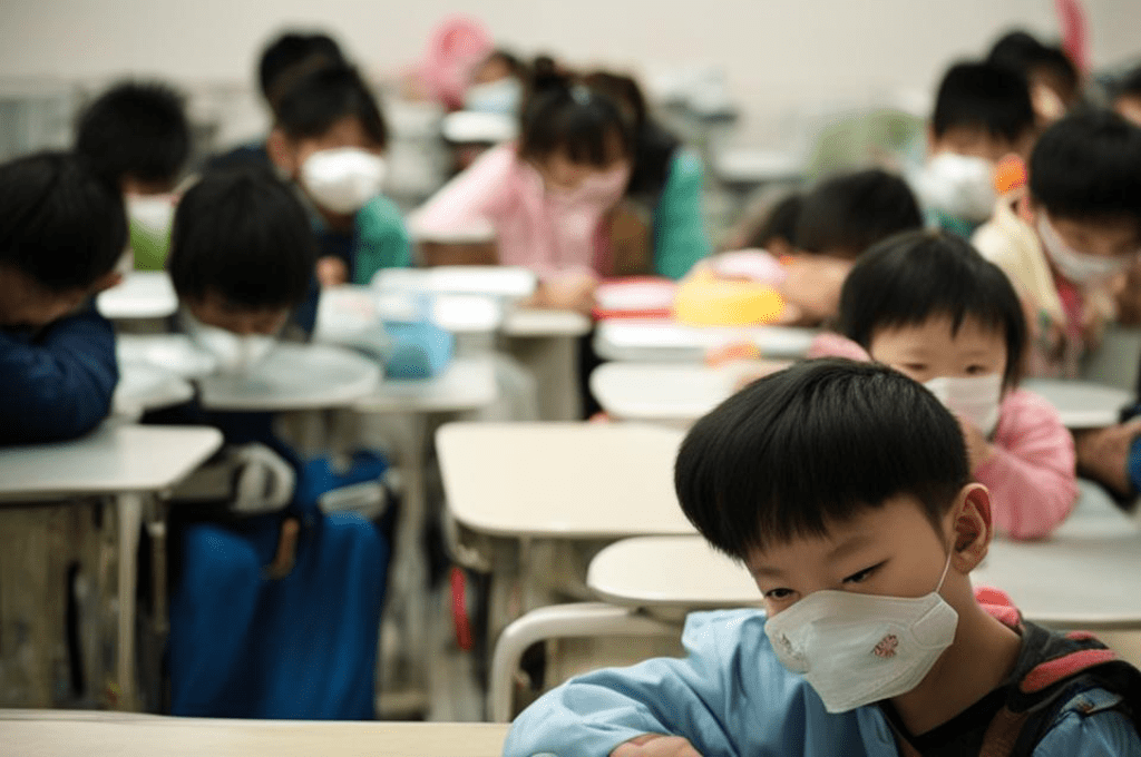 Инфекционный Триллер Загадочная Вспышка и Жесткая Реакция Китая